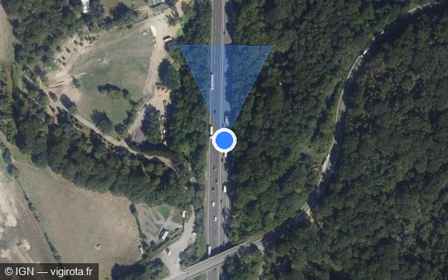 Vue satellite de l'emplacement du radar discriminant à Aigremont sur A 13 / E 05 / Autoroute de Normandie