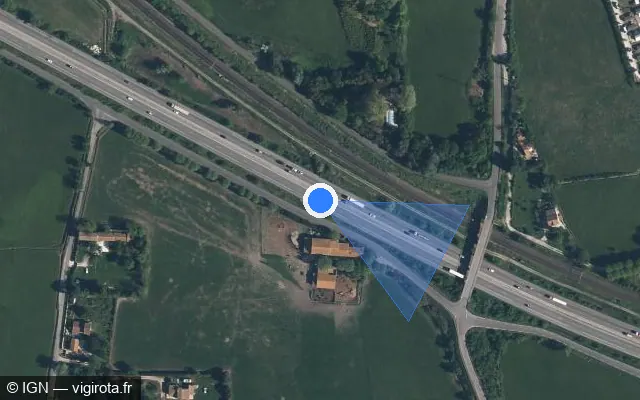 Vue satellite de l'emplacement du radar discriminant à Fontvieille sur N 113 / E 80 / La Camarguaise