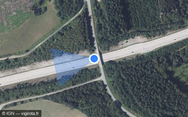 Vue satellite de l'emplacement du radar discriminant à Saint-Exupéry-les-Roches sur A 89 / E 70 / La Transeuropéenne