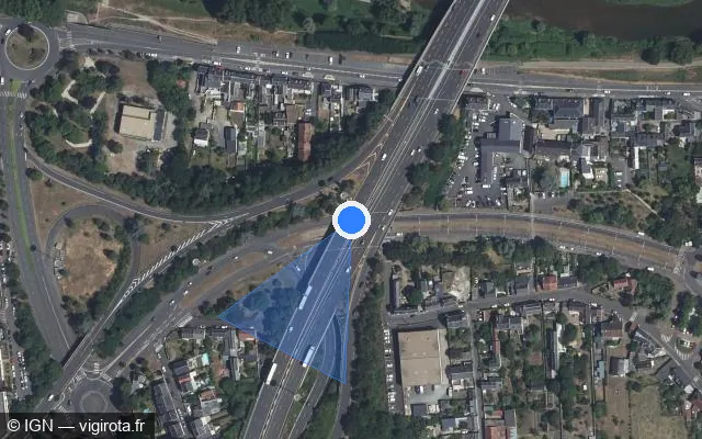 Vue satellite de l'emplacement du radar discriminant à Tours sur A 10 / E 05 / E 60 / L'Aquitaine