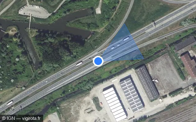 Vue satellite de l'emplacement du radar discriminant à Grande-Synthe sur A 16 / E 40 / L'Européenne