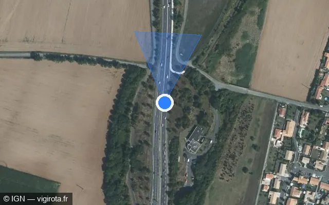 Vue satellite de l'emplacement du radar discriminant à Échillais sur D 733