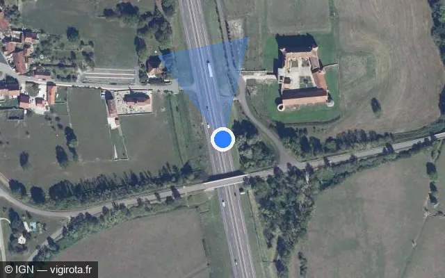 Vue satellite de l'emplacement du radar discriminant à Éguilly sur A 6 / E 15 / E 60 / Autoroute du Soleil