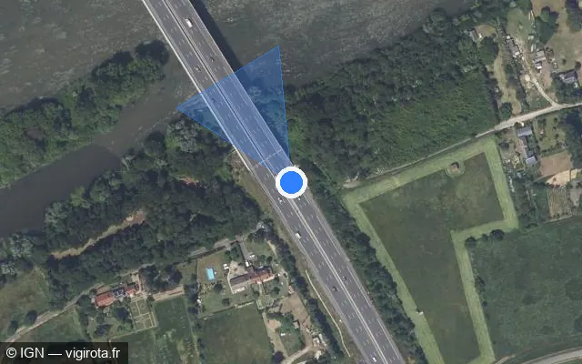 Vue satellite de l'emplacement du radar discriminant à Saint-Pryvé-Saint-Mesmin sur A 71 / E 09 / L'Arverne