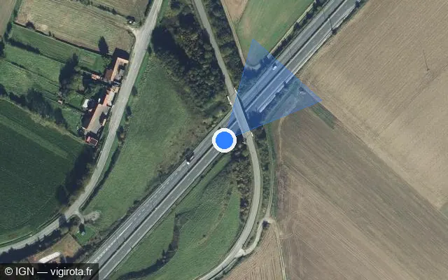 Vue satellite de l'emplacement du radar discriminant à Saint-Inglevert sur A 16 / E 402 / L'Européenne
