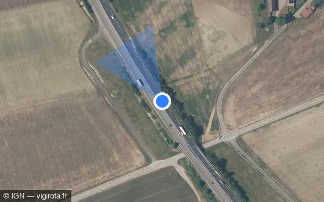 Vue satellite de l'emplacement du radar discriminant à Saint-Cyr-les-Colons sur A 6 / E 15 / E 60 / Autoroute du Soleil