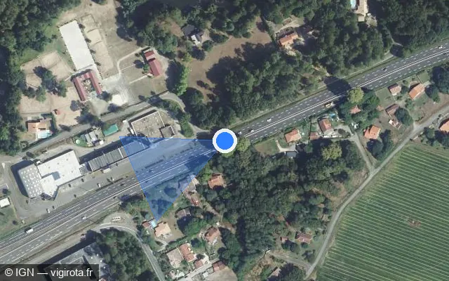 Vue satellite de l'emplacement du radar discriminant à Mées sur D 824
