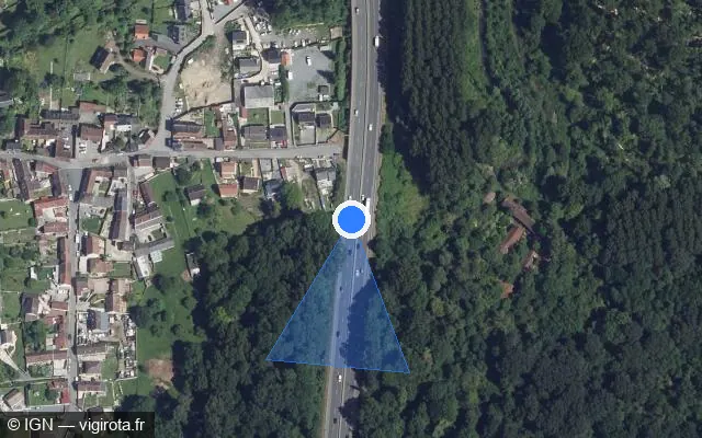 Vue satellite de l'emplacement du radar discriminant à Monchy-Saint-Éloi sur D 1016