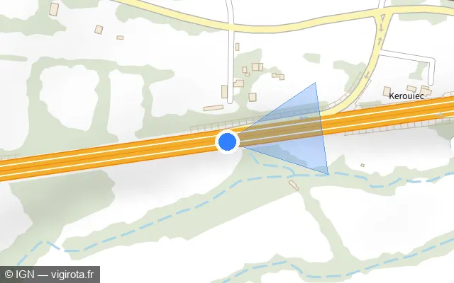 Vue plan de l'emplacement du radar discriminant à Belle-Isle-en-Terre sur N 12 / E 50