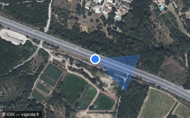 Vue satellite de l'emplacement du radar discriminant à Vézénobres sur N 106