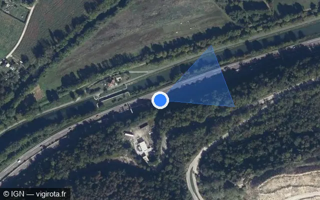 Vue satellite de l'emplacement du radar discriminant à Plombières-lès-Dijon sur A 38 / La Côte-d'Orienne