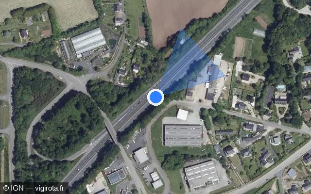 Vue satellite de l'emplacement du radar discriminant à Pluguffan sur D 785