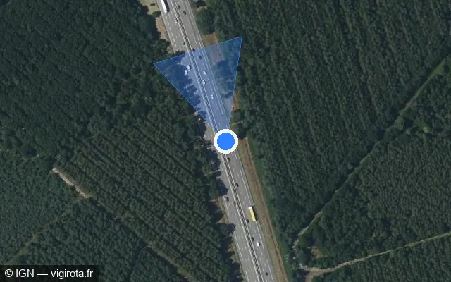 Vue satellite de l'emplacement du radar discriminant à Criquebeuf-sur-Seine sur A 13 / E 05 / Autoroute de Normandie