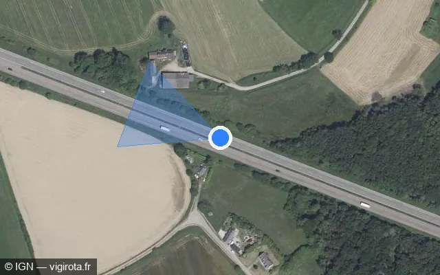 Vue satellite de l'emplacement du radar discriminant à Plouigneau sur N 12 / E 50