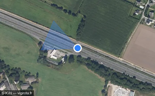 Vue satellite de l'emplacement du radar discriminant à Theix-Noyalo sur N 165 / E 60 / Voie Express de Nantes à Brest