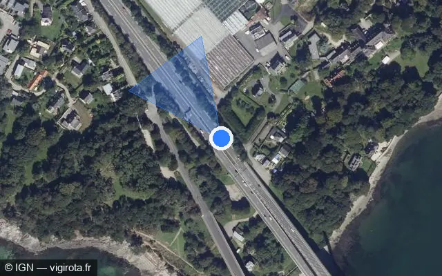 Vue satellite de l'emplacement du radar discriminant à Le Relecq-Kerhuon sur N 165 / E 60 / Voie Express de Nantes à Brest