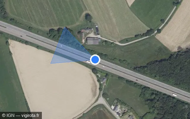 Vue satellite de l'emplacement du radar discriminant à Plouigneau sur N 12 / E 50
