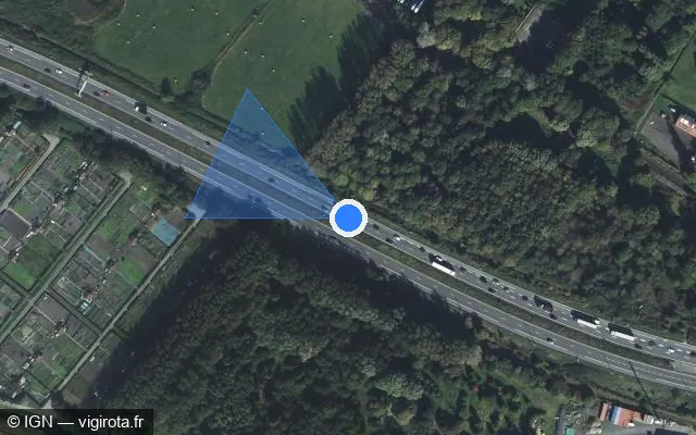 Vue satellite de l'emplacement du radar discriminant à Calais sur A 16 / E 15 / E 402 / L'Européenne