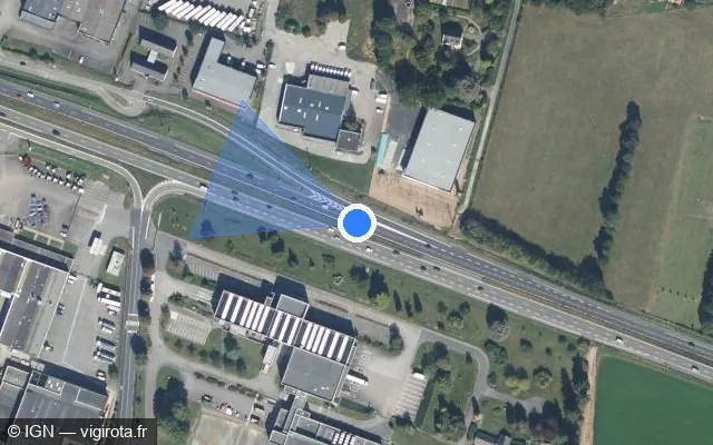 Vue satellite de l'emplacement du radar fixe à Brécé sur N 157 / E 50