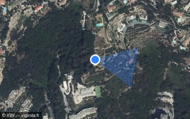 Vue satellite de l'emplacement du radar fixe à Falicon sur A 8 / E 74 / E 80 / La Provençale