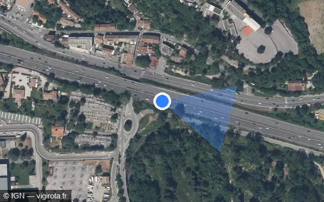 Vue satellite de l'emplacement du radar de vitesse moyenne à La Penne-sur-Huveaune sur A 50 / Autoroute Est