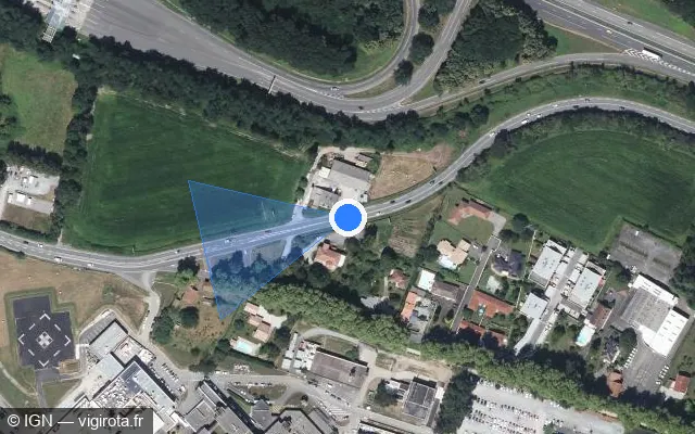 Vue satellite de l'emplacement du radar de vitesse moyenne à Pau sur Avenue de l'Europe / D 817