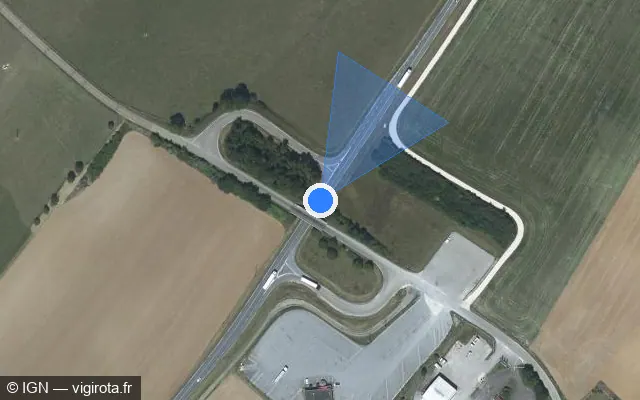 Vue satellite de l'emplacement du radar fixe à Semoutiers-Montsaon sur D 520