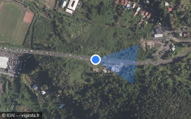 Vue satellite de l'emplacement du radar tourelle à Gourbeyre sur Avenue Rémy Nainsouta / N 1