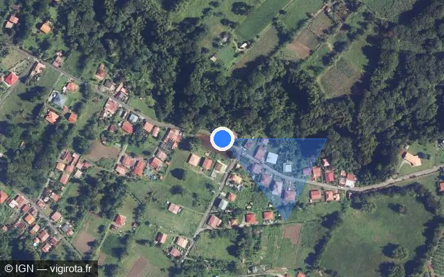 Vue satellite de l'emplacement du radar tourelle à Le Morne-Rouge sur Rue Frantz Fanon