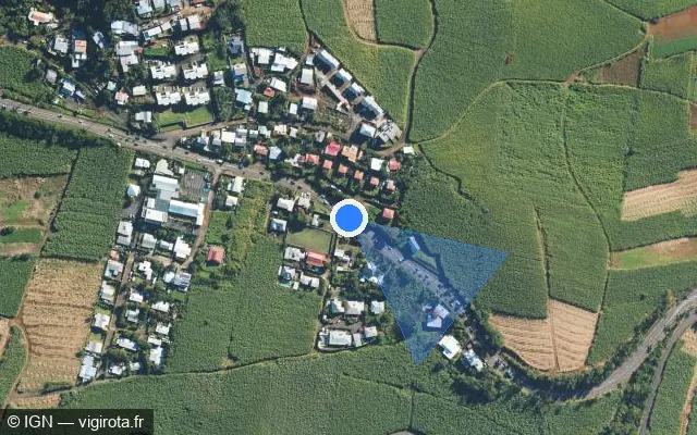 Vue satellite de l'emplacement du radar tourelle à Petite-Île sur Rue Maxime Payet / N 2