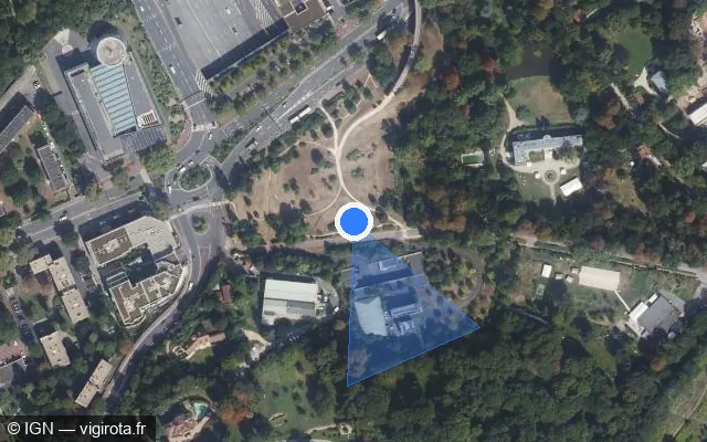 Vue satellite de l'emplacement du radar fixe à Bougival sur A 86 / Duplex A86
