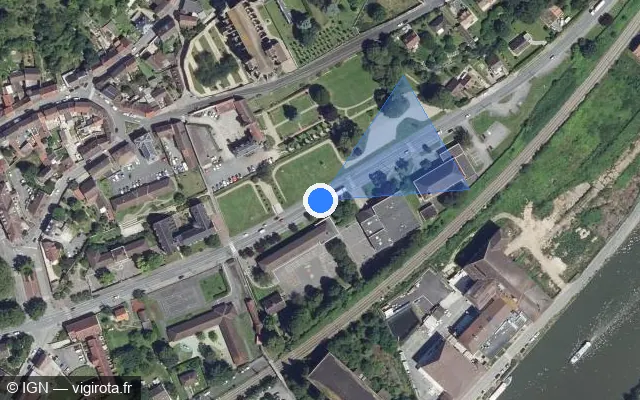 Vue satellite de l'emplacement du radar tourelle à Saint-Leu-d'Esserent sur Avenue Jules Ferry / D 92