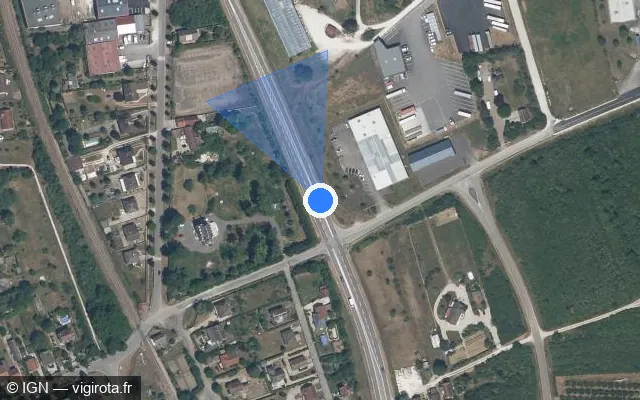 Vue satellite de l'emplacement du radar tourelle à Champs-sur-Yonne sur D 606