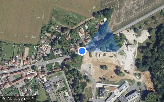 Vue satellite de l'emplacement du radar tourelle à Cires-lès-Mello sur Grande Rue / D 929