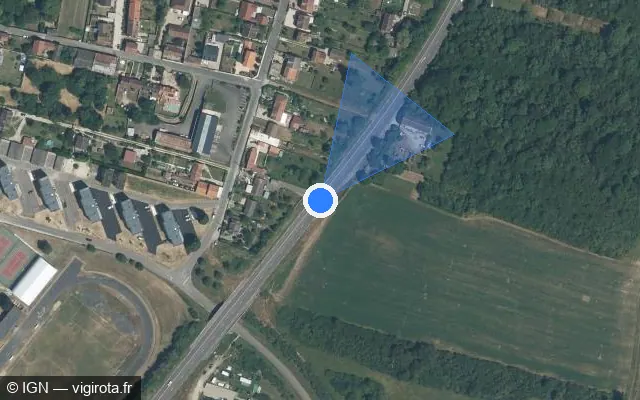 Vue satellite de l'emplacement du radar tourelle à Villeneuve-sur-Yonne sur D 606
