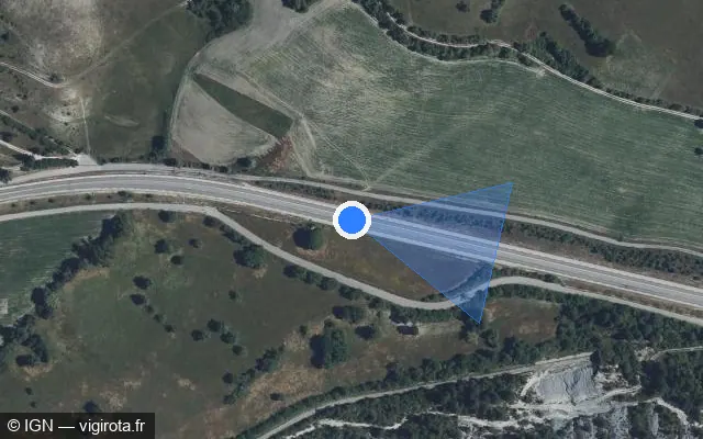 Vue satellite de l'emplacement du radar tourelle à Moriez sur N 202