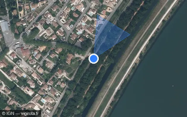 Vue satellite de l'emplacement du radar tourelle à Aramon sur D 2