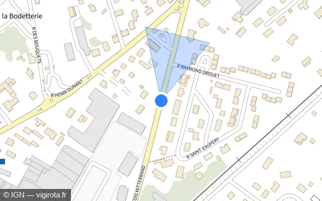 Vue plan de l'emplacement du radar tourelle à Coutras sur Rue François Mitterrand / D 674