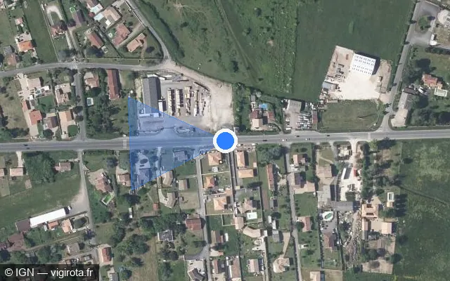 Vue satellite de l'emplacement du radar tourelle à Camps-sur-l'Isle sur Rue de la République / D 1089