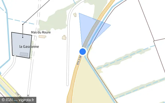 Vue plan de l'emplacement du radar tourelle à Saintes-Maries-de-la-Mer sur Route du Château d'Avignon / D 570