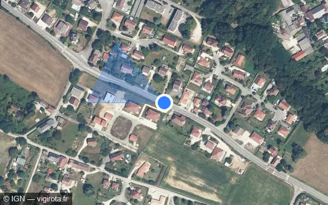 Vue satellite de l'emplacement du radar tourelle à Le Pont-de-Beauvoisin sur Avenue de la Bergerie / D 82h