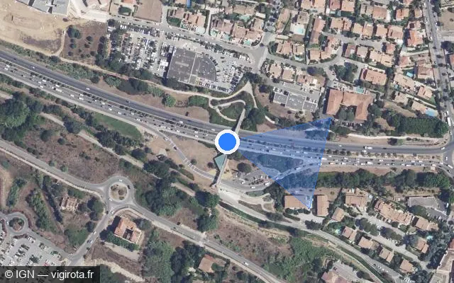 Vue satellite de l'emplacement du radar fixe à Carqueiranne sur A 570 / N 98