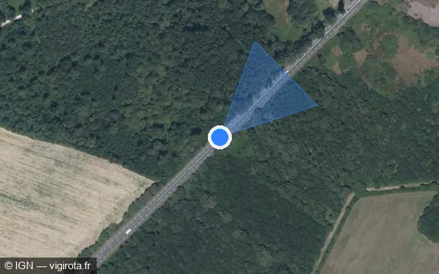 Vue satellite de l'emplacement du radar fixe à Saint-Laurent-de-Céris sur D 951