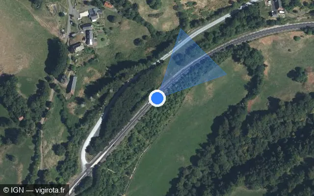 Vue satellite de l'emplacement du radar fixe à Thiézac sur N 122