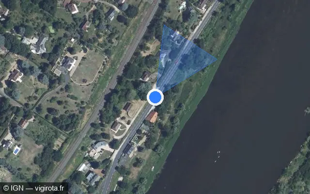 Vue satellite de l'emplacement du radar fixe à Chailles sur Levée des Grouets / D 952