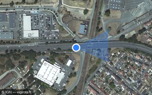 Vue satellite de l'emplacement du radar fixe à Le Mans sur Boulevard Pierre Brossolette / D 338