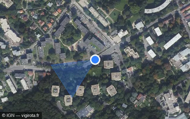 Vue satellite de l'emplacement du radar fixe à Meudon sur Route des Gardes / D 181