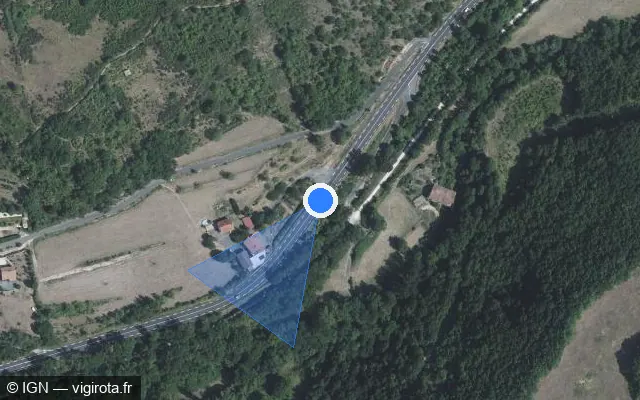 Vue satellite de l'emplacement du radar fixe à Saint-Jean-d'Alcapiès sur Route de Millau / D 999