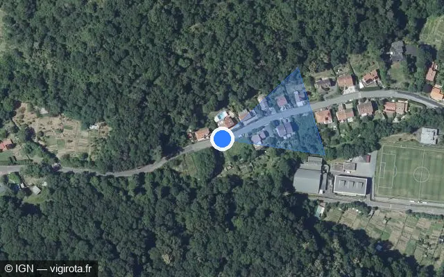 Vue satellite de l'emplacement du radar fixe à Royat sur Avenue du Puy de Dôme / D 68