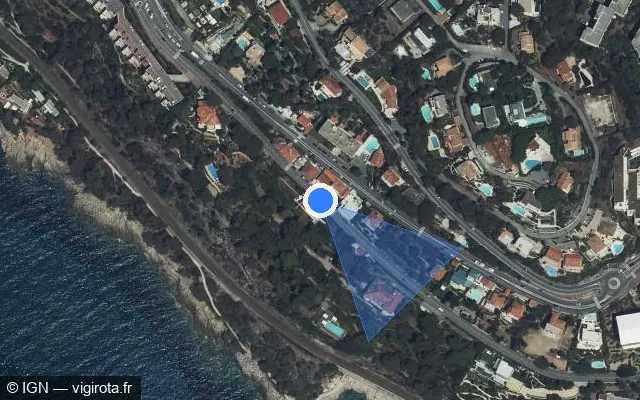 Vue satellite de l'emplacement du radar fixe à Roquebrune-Cap-Martin sur Avenue Paul Doumer / D 52